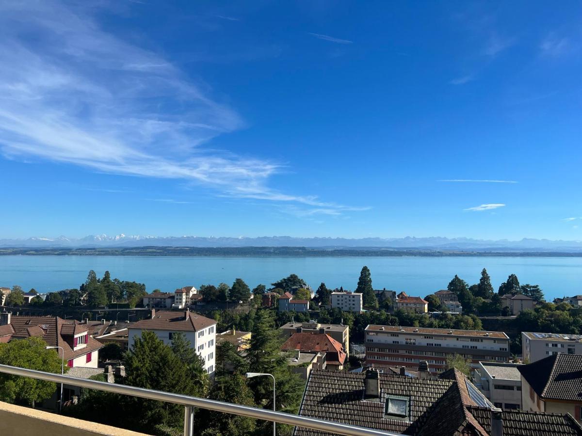 Alpes 54 Apartment Neuchatel Bagian luar foto